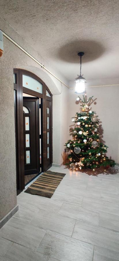 Casa Blanco Hotel Орадеа Екстериор снимка