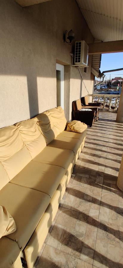 Casa Blanco Hotel Орадеа Екстериор снимка